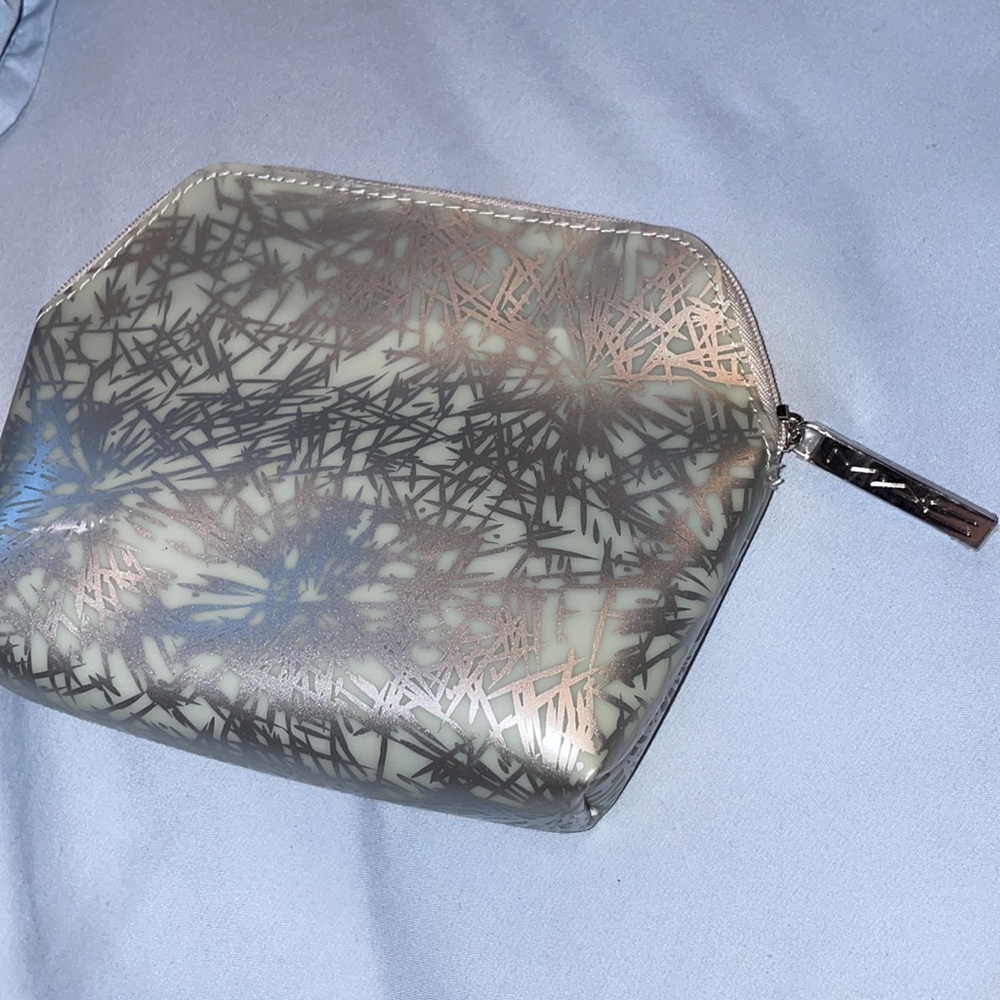 Mac silver snowflake plastic pvc shimmer clear makeup bag pencil travel kit case